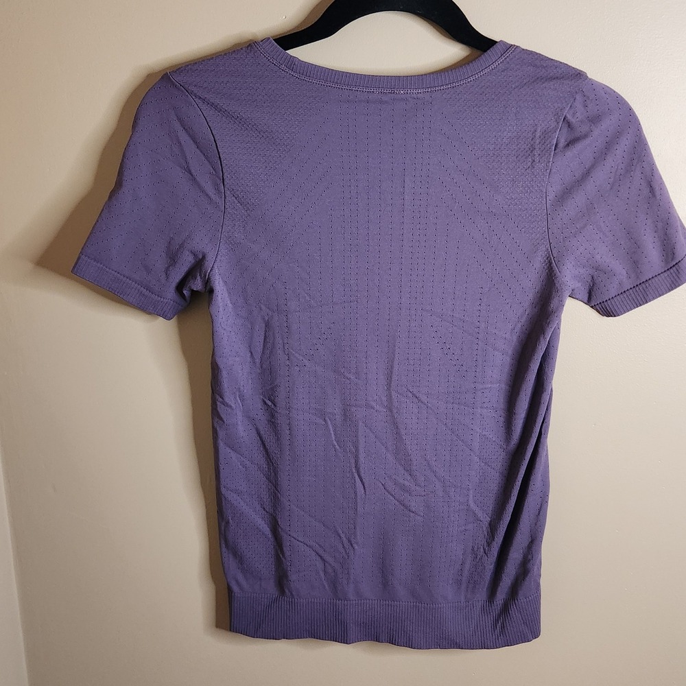 Athleta In Motion Tee Purple Size XS - Picture 3 of 3